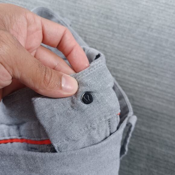 Lululemon The Works Shorts Men 32 Gray 9" Inseam Casual Stretch Lightweight Golf - Picture 5 of 9